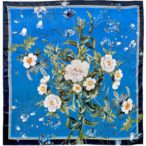 FOULARD EN SOIE - Blue Flower Garden JL - Bleu clair 90 cm - PRÉ-COMMANDE (Arrivée mi-février)