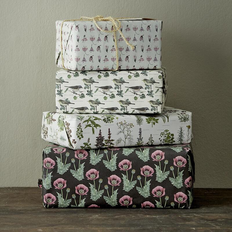 GIFTWRAPPING PAPER - Flowers and herbs - recycle 4 sheets