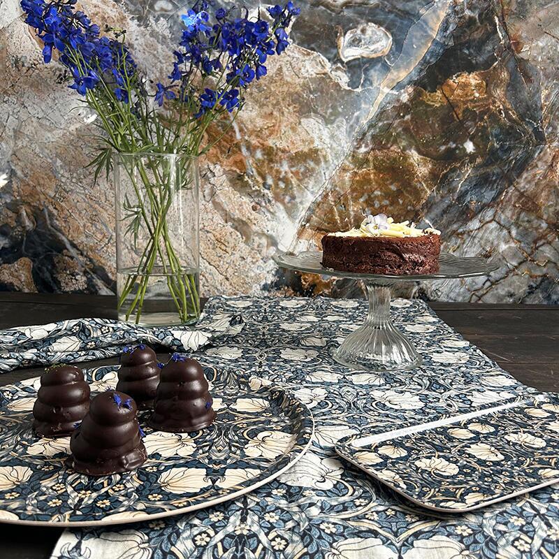 Chemin de table en lin - Morris Pimpernel blue