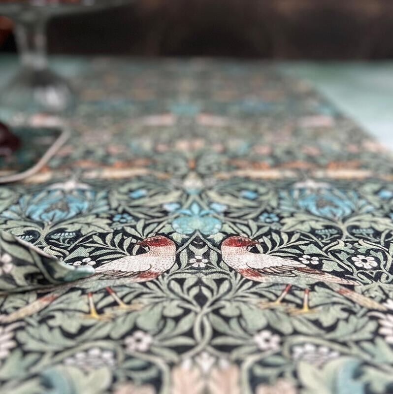 Bordslöpare Linne - Morris Bird