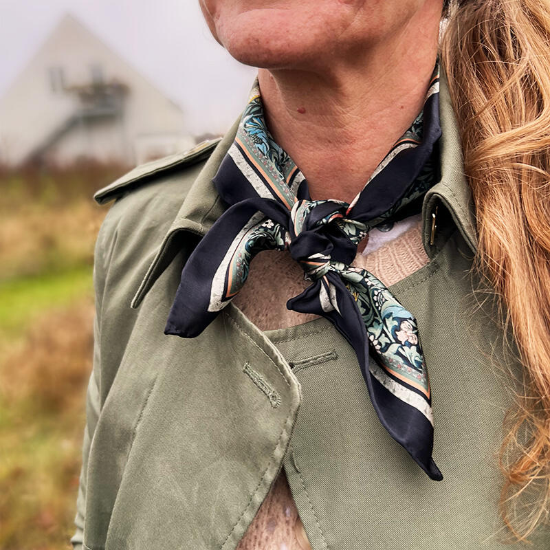 SILK SCARF - Morris Bird - 50 cm